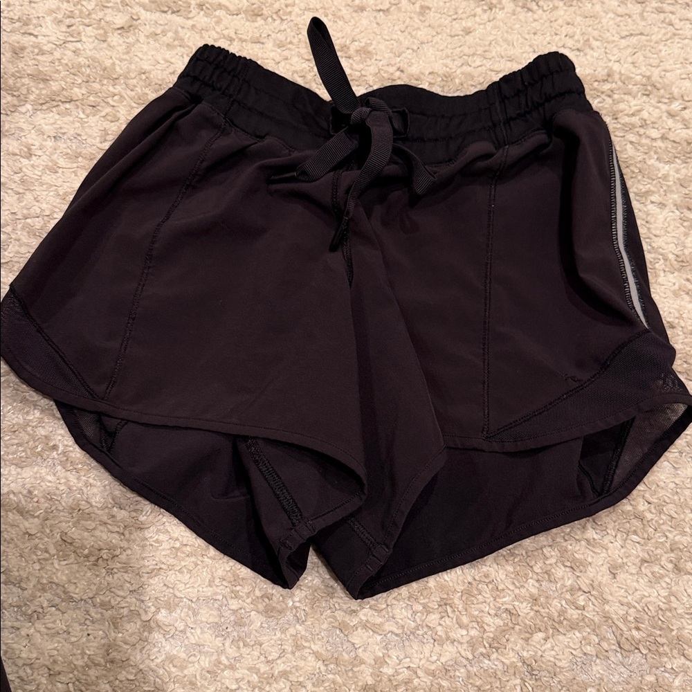 Lululemon Black Athletic Shorts Size 4 - Picture 4 of 10